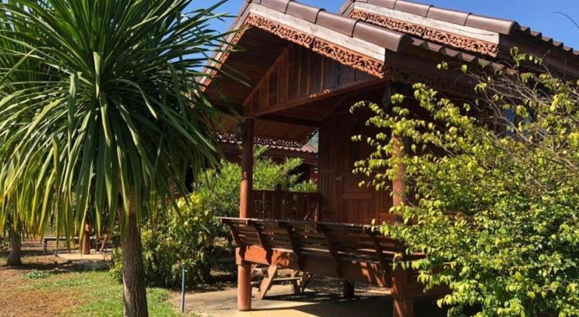 Nai Khun Khao Resort Chiang Mai Exterior foto